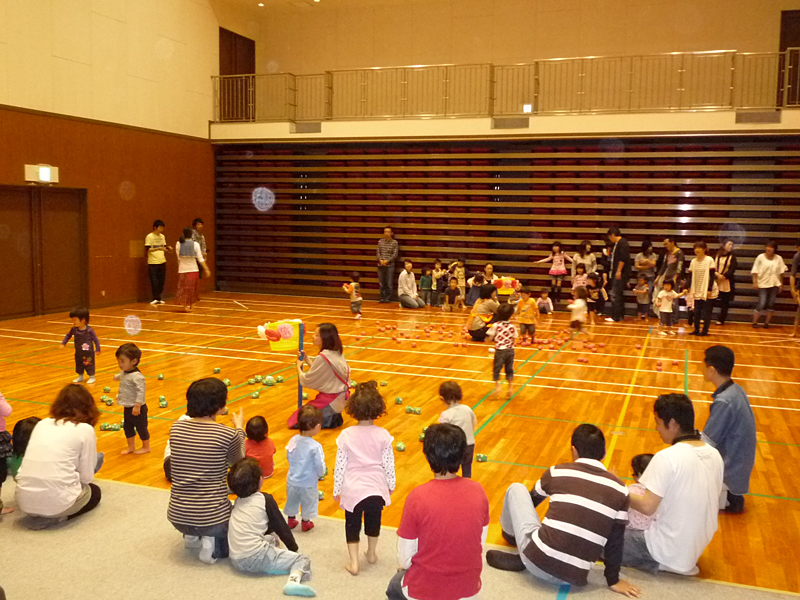 未就園児親子体操教室(岐阜県加茂郡坂祝町教育委員会)