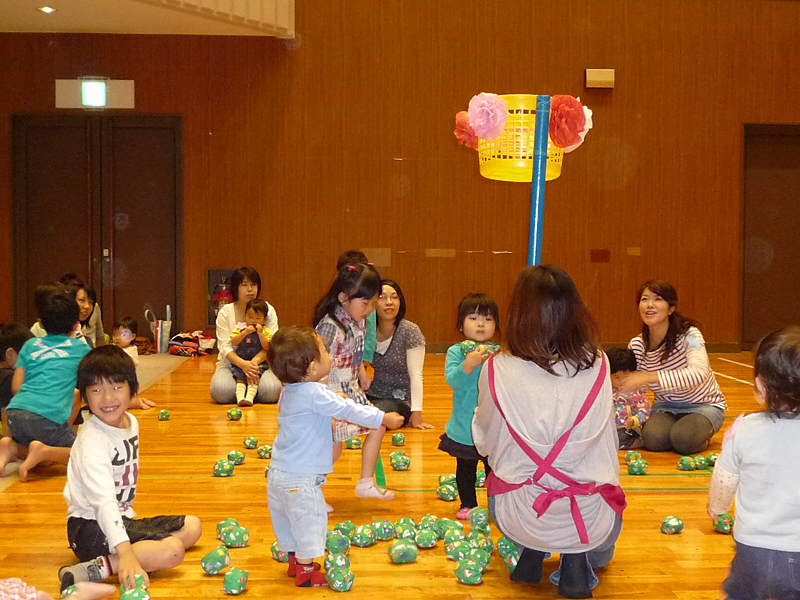未就園児親子体操教室(岐阜県加茂郡坂祝町教育委員会)