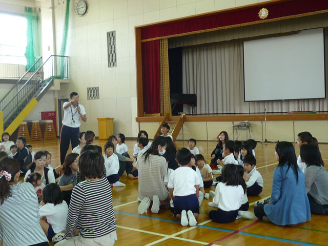 親子体操教室(島小学校)