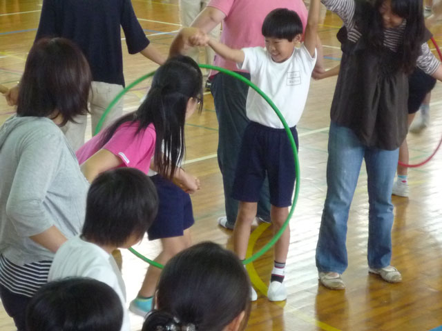 親子体操教室(島小学校)