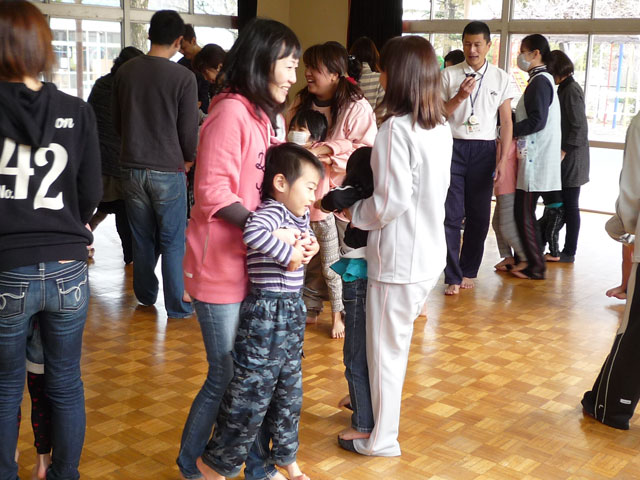 親子体操教室(大垣市立西保育園)