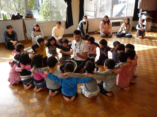 親子体操教室(大垣市立西保育園)