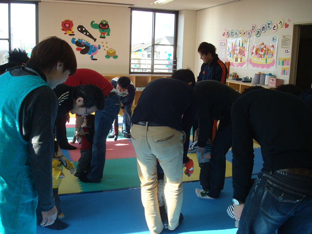 未就園児親子体操教室(知多市子育て支援センター)