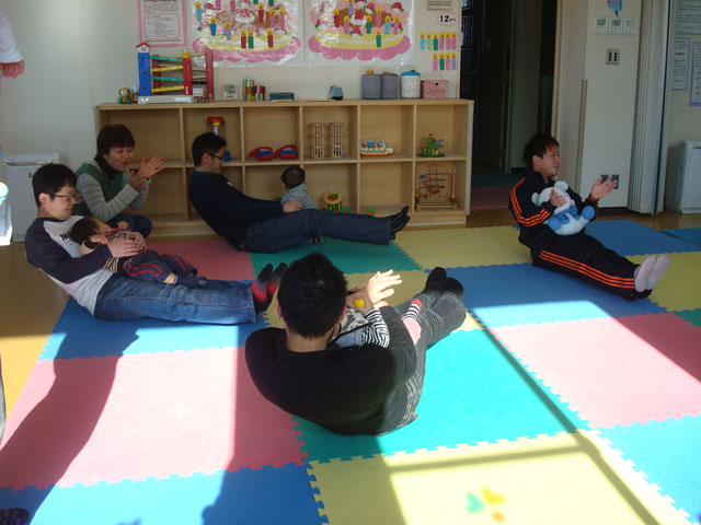 未就園児親子体操教室(知多市子育て支援センター)