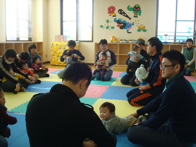 未就園児親子体操教室(知多市子育て支援センター)