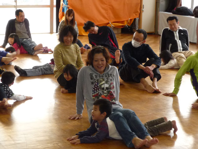 親子体操教室(大垣市立西保育園)