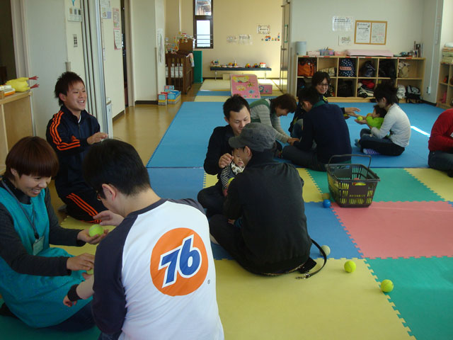 未就園児親子体操教室(知多市子育て支援センター)