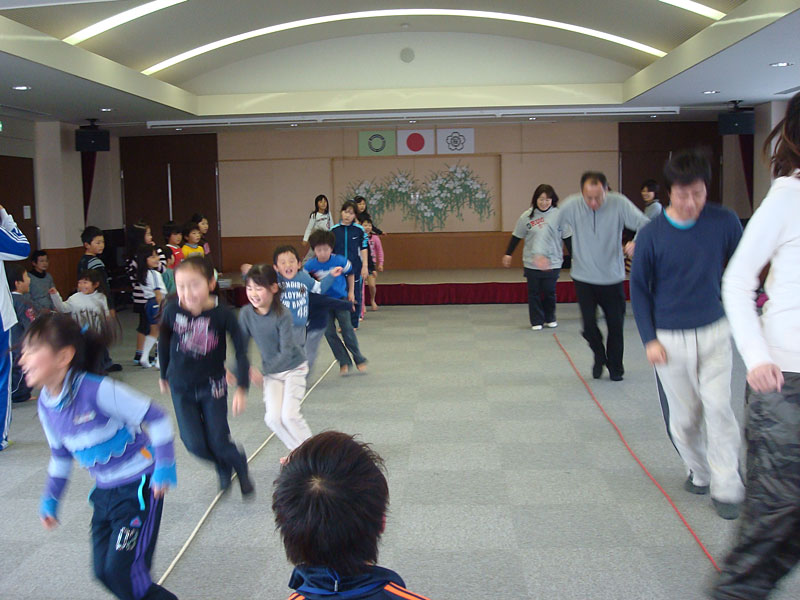 親子体操教室(関市立桜ヶ丘小学校 PTA家庭教育学級)