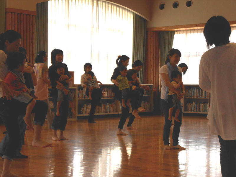 未就園児親子体操教室(大垣市立墨俣保育園)