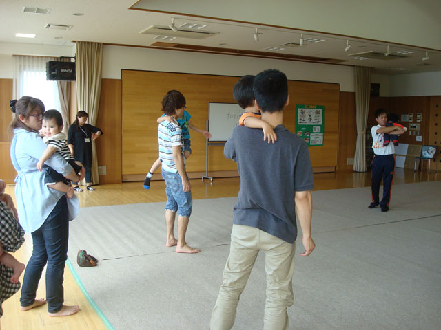 親子体操教室(知多市ファミリーサポート交流会)