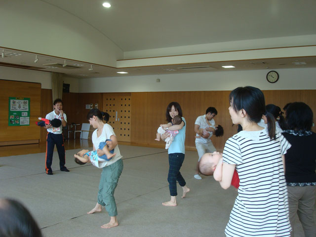 親子体操教室(知多市ファミリーサポート交流会)