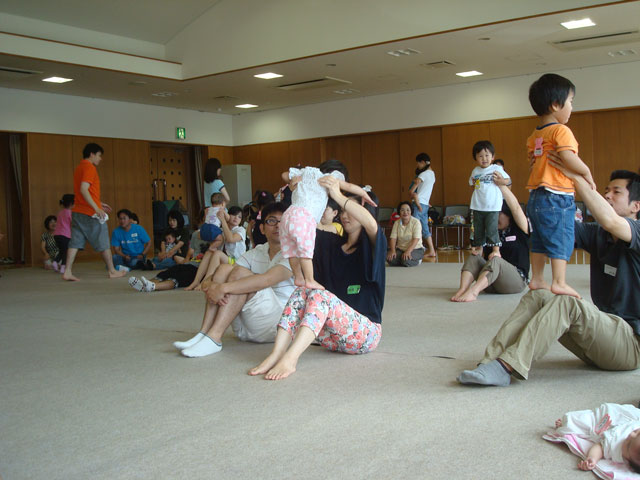 親子体操教室(知多市ファミリーサポート交流会)