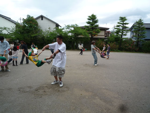 親子体操教室(大垣市立かさぎ保育園)
