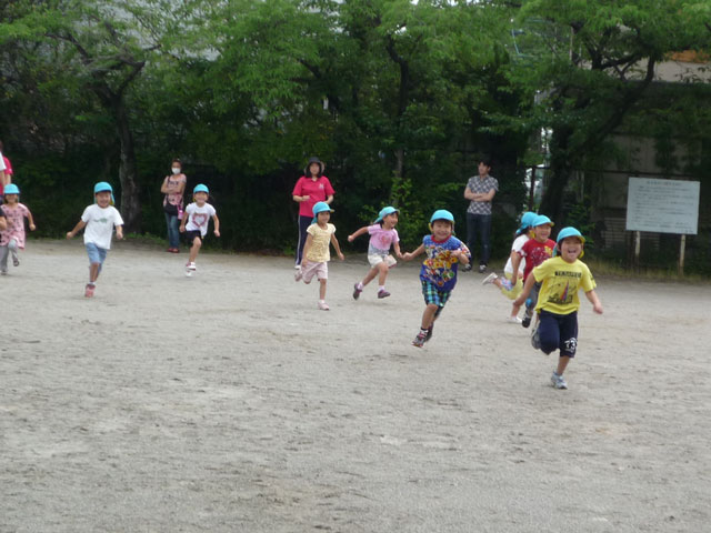 親子体操教室(大垣市立かさぎ保育園)