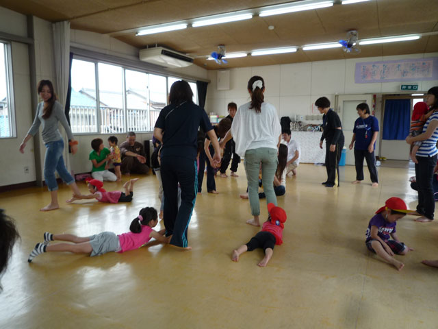 親子体操教室(大垣市立かさぎ保育園)