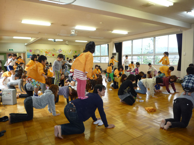 親子体操教室(山県市立富岡保育園)