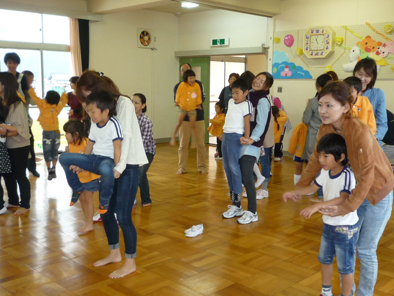 親子体操教室(山県市立富岡保育園)