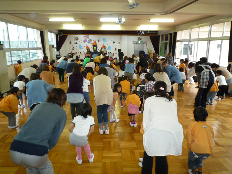 親子体操教室(山県市立富岡保育園)