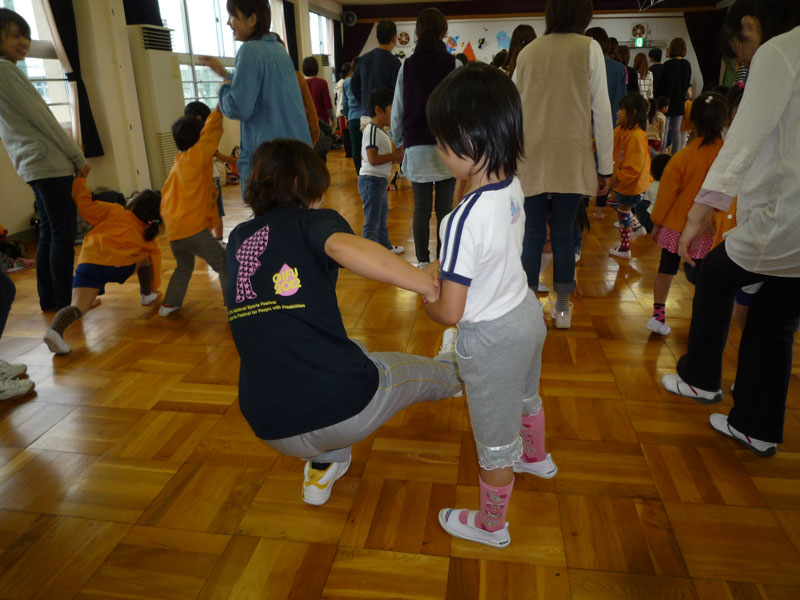 親子体操教室(山県市立富岡保育園)