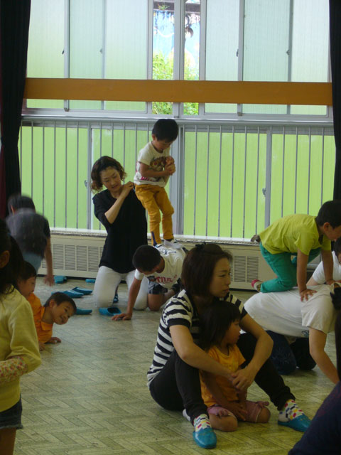 親子体操教室(山県市立みやま保育園)