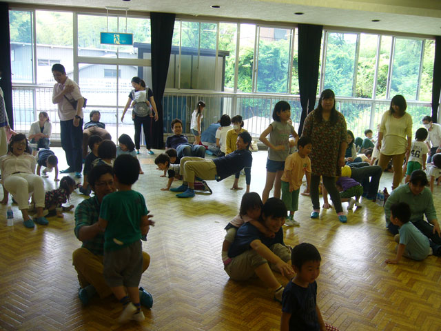 親子体操教室(山県市立みやま保育園)