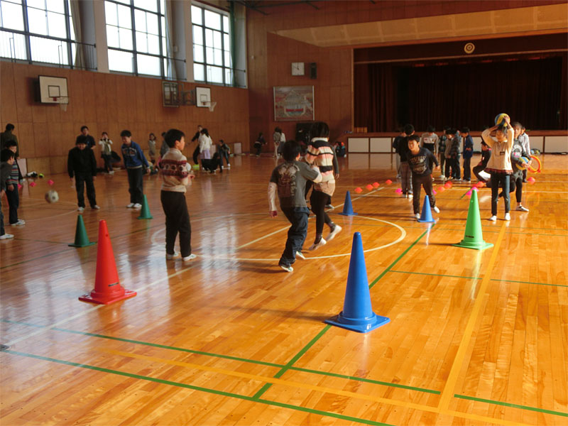 レクリエーション指導(刈谷市立日高小学校)