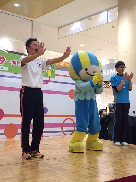 イオン各務原店 親子体操(第三回岐阜キッズフェスタ)