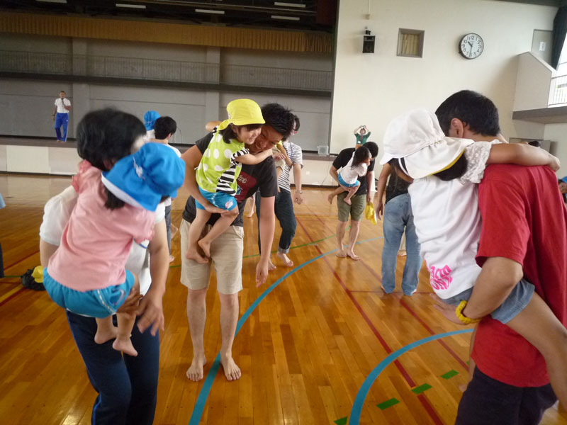 親子体操教室(大垣ひかり保育園)