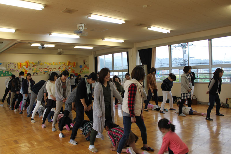 親子体操教室(山県市立富岡保育園)