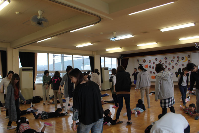 親子体操教室(山県市立富岡保育園)