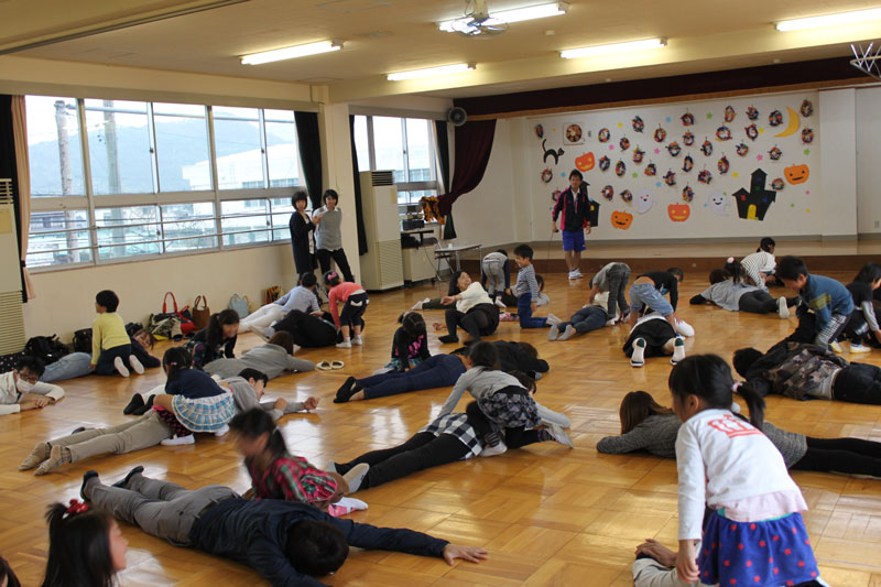 親子体操教室(山県市立富岡保育園)