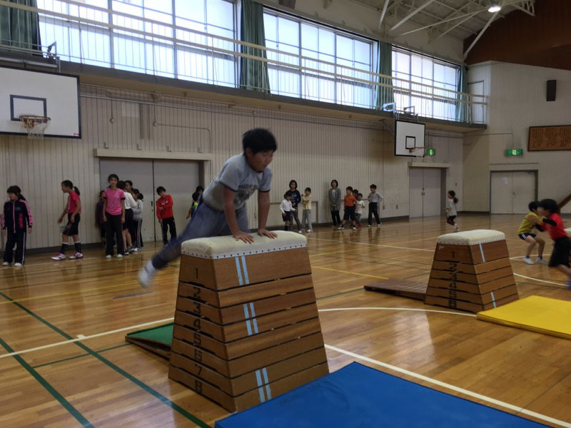 体育教室(名古屋市立汐路小学校)