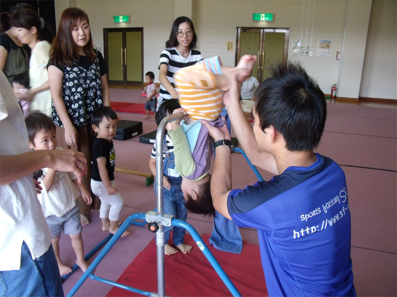 未就園児親子体操教室(富岡公民館)
