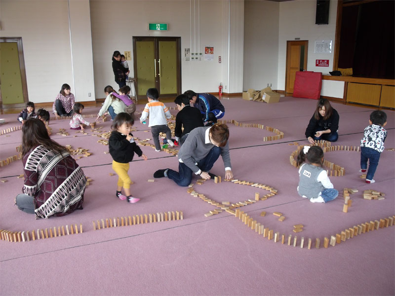 未就園児親子体操教室(富岡公民館)