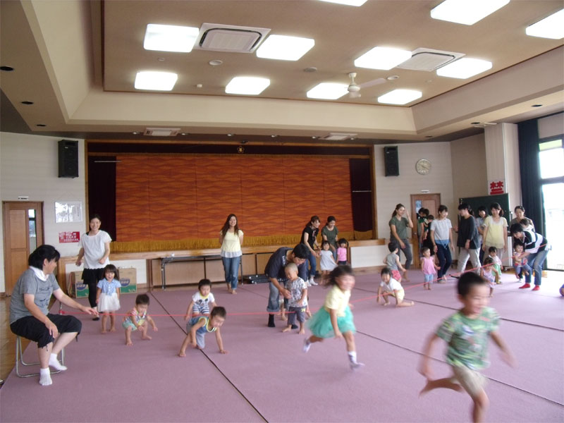 未就園児親子体操教室(富岡公民館)