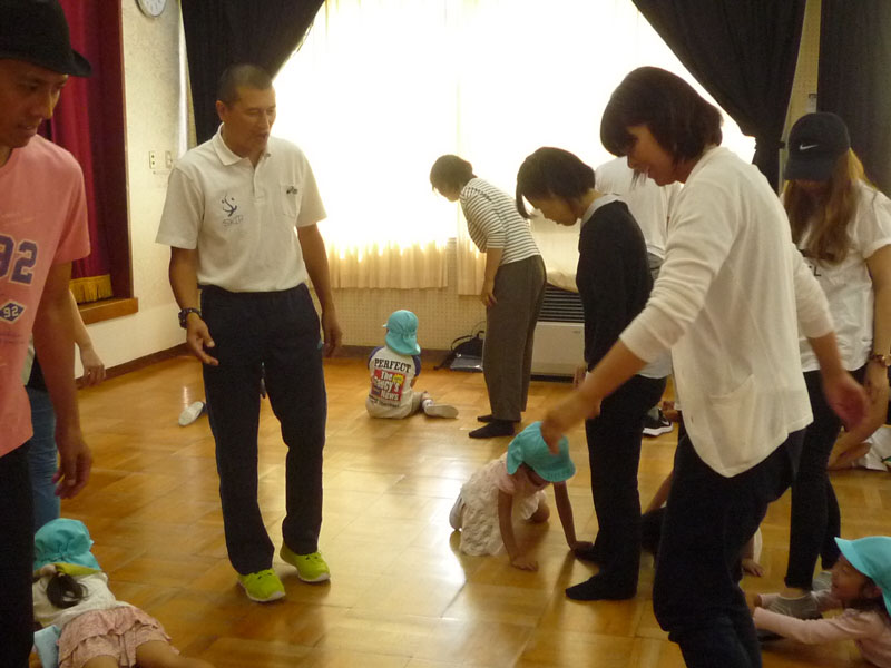 親子体操教室(大垣市立すもと保育園)