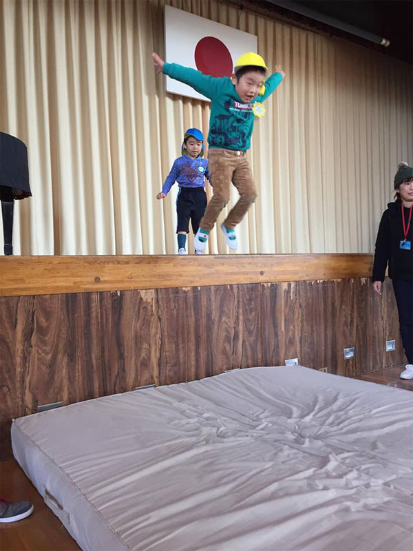 親子体操教室(大垣市立赤坂幼保園プレイルーム)