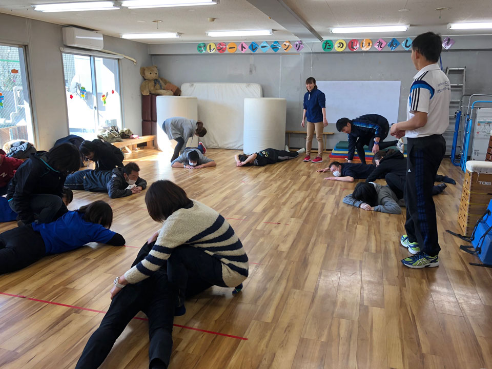 運動療育指導者研修(障がい児成長支援協会)