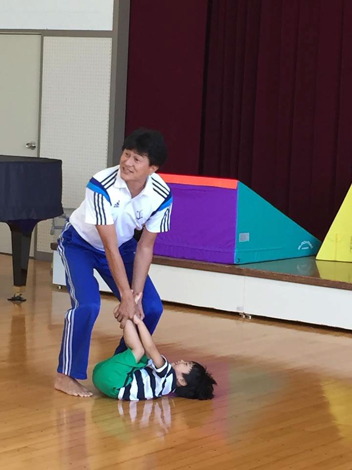 未就園児親子体操教室(大垣市立南部子育て支援センター「ホリパパサロン」)