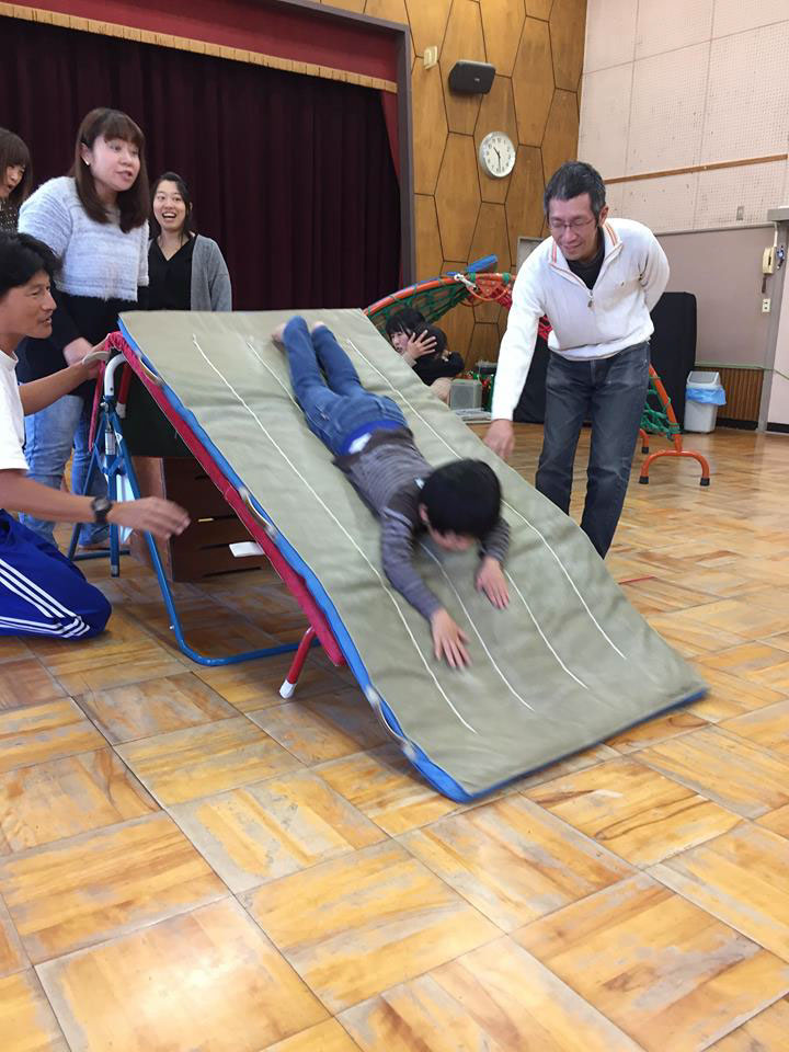 ふれあい親子あそび(大垣市立三城保育園)