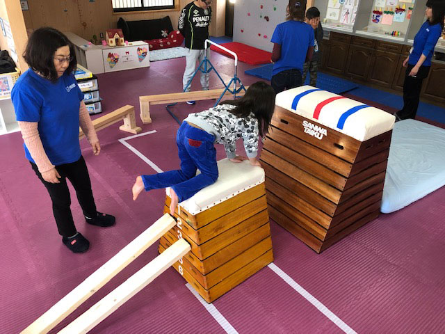 運動療育指導者講習&運動療育レッスン(放課後等デイサービスPOCCO)