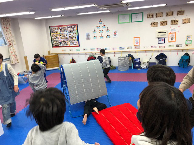 運動療育指導者講習&運動療育レッスン(放課後等デイサービスPOCCO)