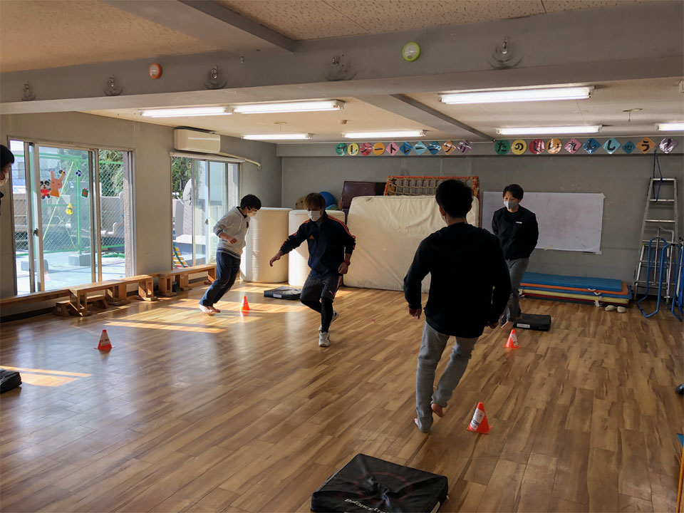運動療育指導者研修(障がい児成長支援協会)