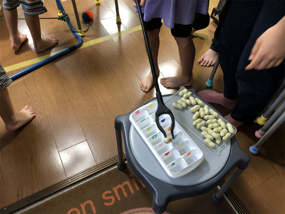 運動療育レッスン(放課後等デイサービス アットすまいる)