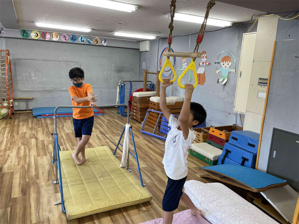 鉄棒レッスン&跳び箱レッスン