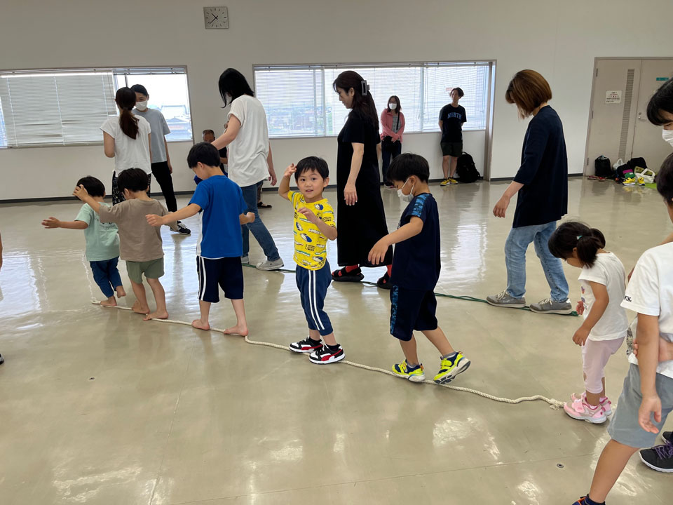 運動療育レッスン(放課後等デイサービス モッピー)