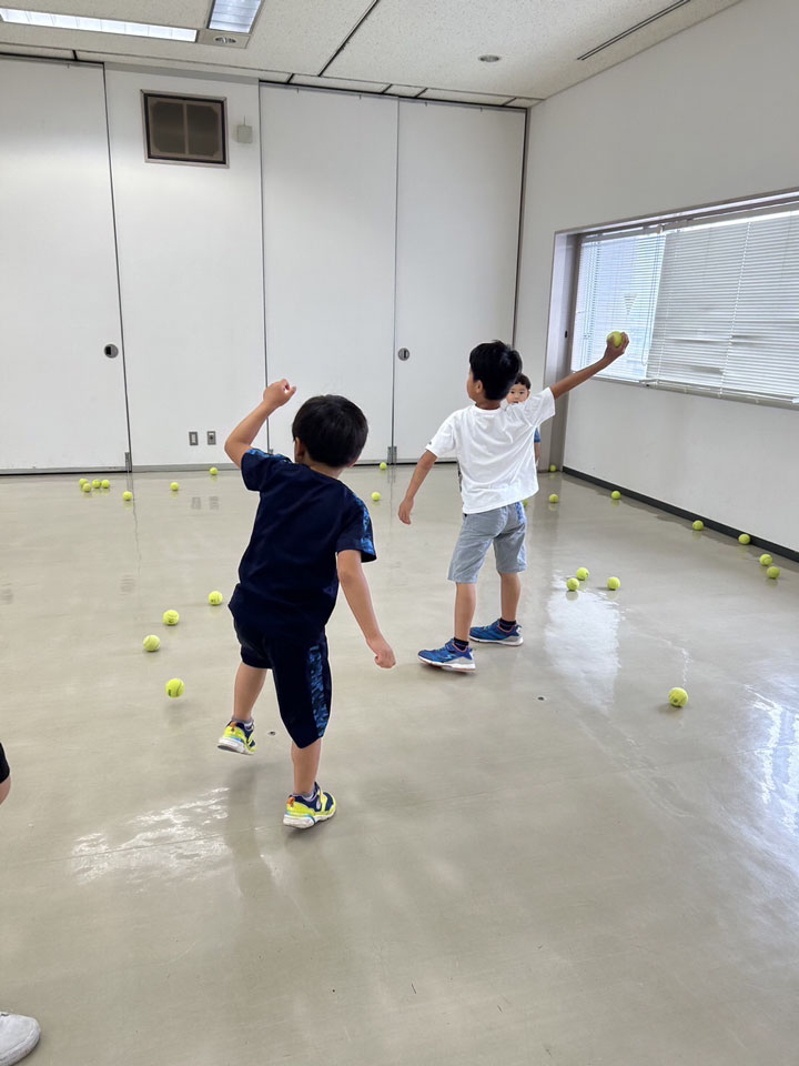 運動療育レッスン(放課後等デイサービス モッピー)