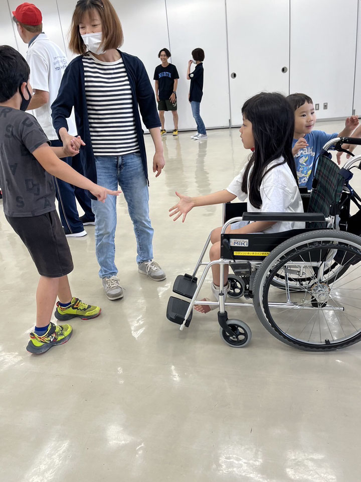 運動療育レッスン(放課後等デイサービス モッピー)