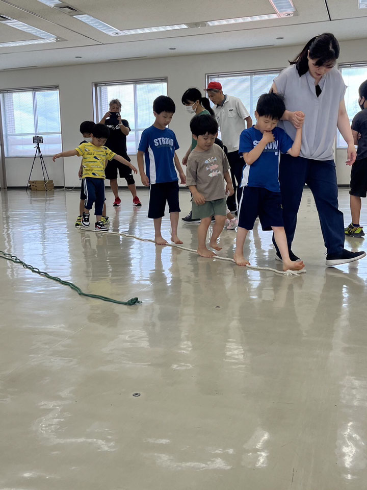 運動療育レッスン(放課後等デイサービス モッピー)