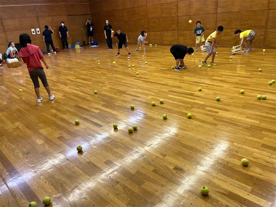 運動療育レッスン(放課後等デイサービス ららら・らんど)